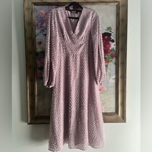 Eyelash Fringe Textured Midi Dress in Pale Lavender